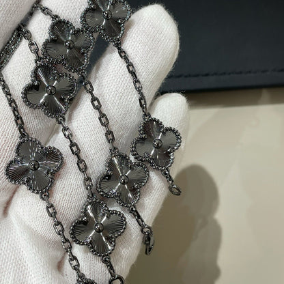 [Panda Jewelry]CLOVER 5 MOTIF BLACK BRACELET