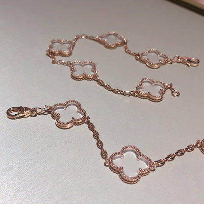 [Panda Jewelry]CLOVER 5 MOTIF ROCK CRYSTAL BRACELET