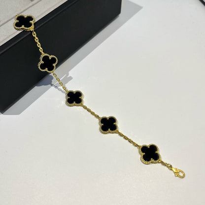[Panda Jewelry] CLOVER 5 MOTIF ONYXS BRACELET COLLECTION