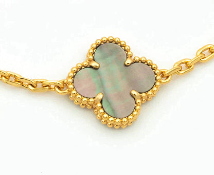 [Panda Jewelry] CLOVER 5 MOTIF GRAY MOP BRACELET COLLECTION
