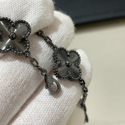 [Panda Jewelry]CLOVER 5 MOTIF BLACK BRACELET