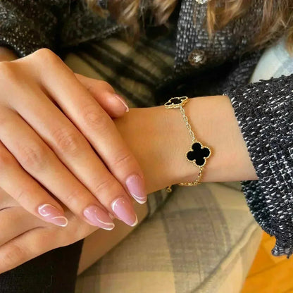 [Panda Jewelry] CLOVER 5 MOTIF ONYXS BRACELET COLLECTION