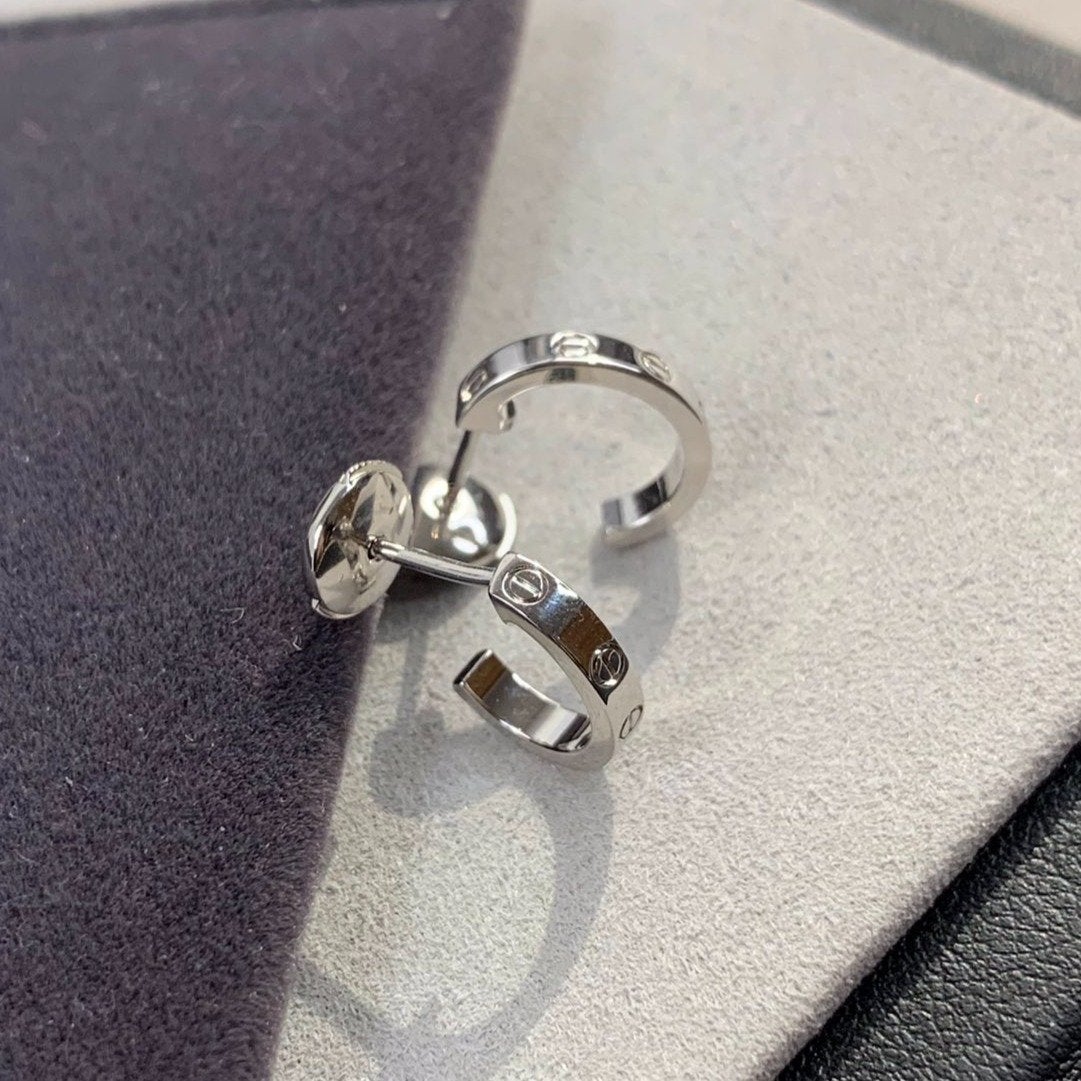 [Panda Jewelry]LOVE EARRINGS 2.65MM SILVER