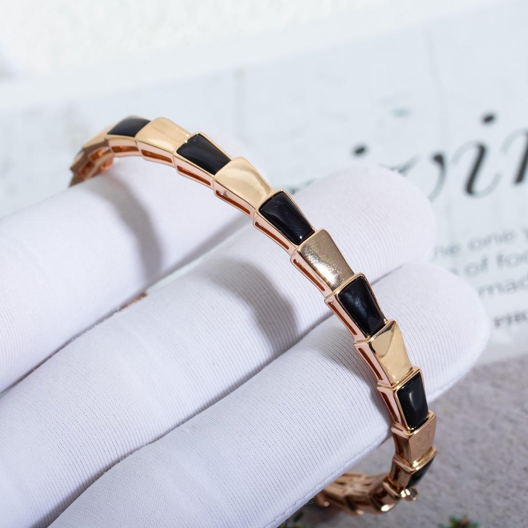 [Panda Jewelry]SERPENTI BRACELET PINK GOLD ONYX