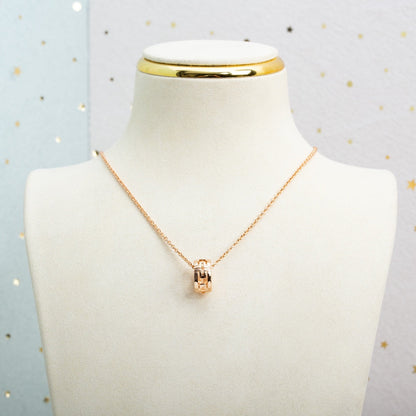[Panda Jewelry]PARENTESI NECKLACE PINK GOLD