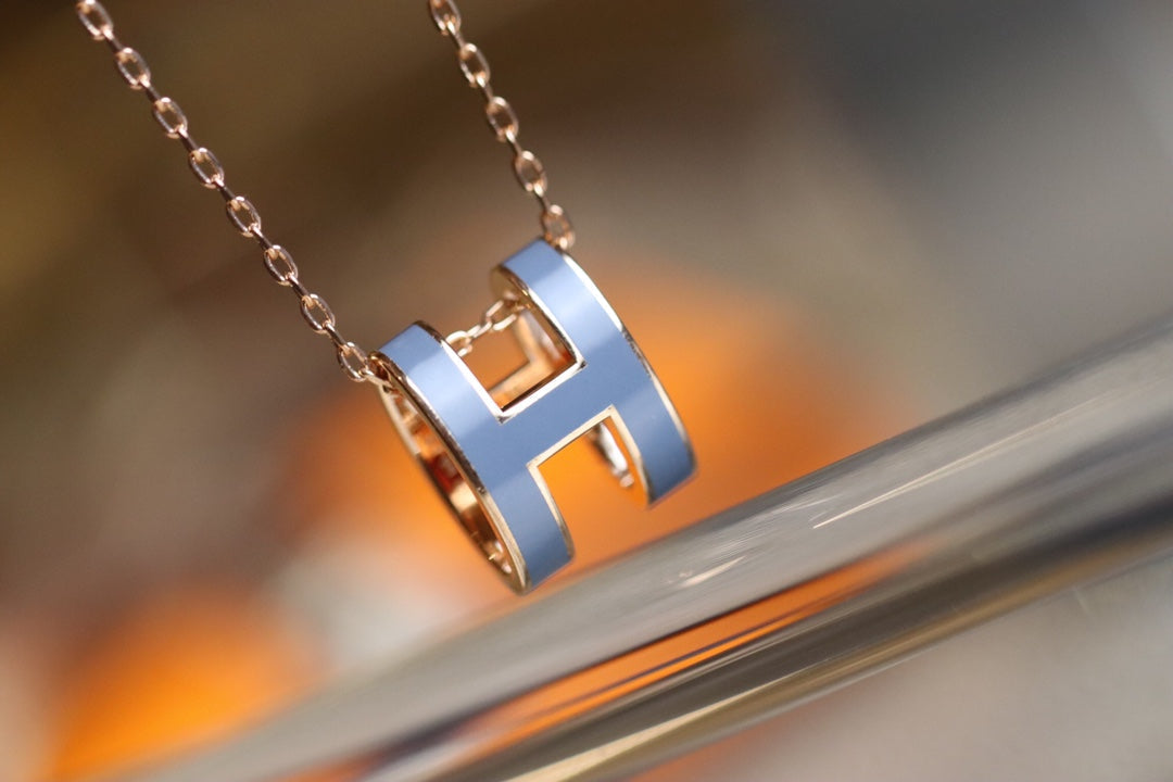 [Panda Jewelry]POP H PEDANT PINK GOLD