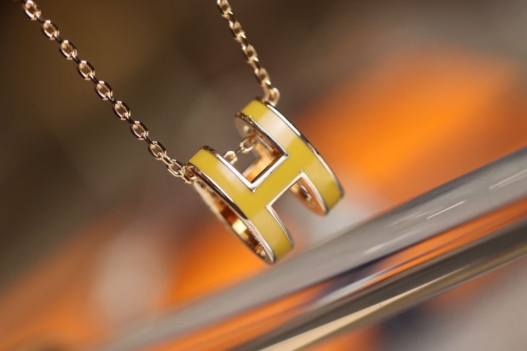 [Panda Jewelry]POP H PEDANT PINK GOLD