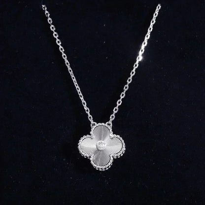 [Panda Jewelry]CLOVER  15MM DIAMOND LASER NECKLACE SILVER