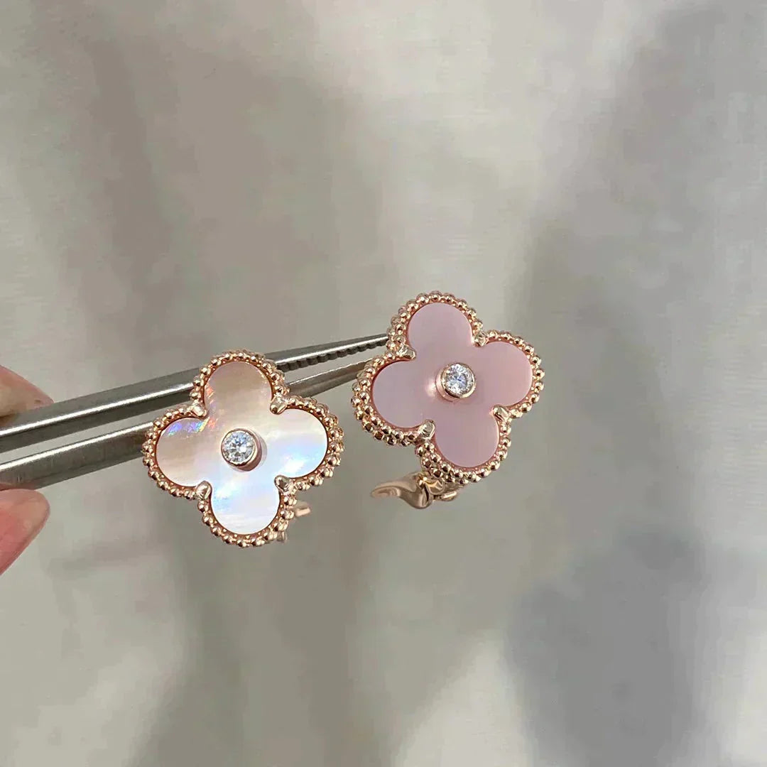 [Panda Jewelry]CLOVER MEDIUM 1 MOTIFS  PINK MOP DIAMOND EARRINGS