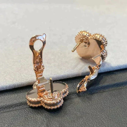 [Panda Jewelry]CLOVER MEDIUM 1 MOTIFS GRAY MOP  DIAMOND EARRINGS
