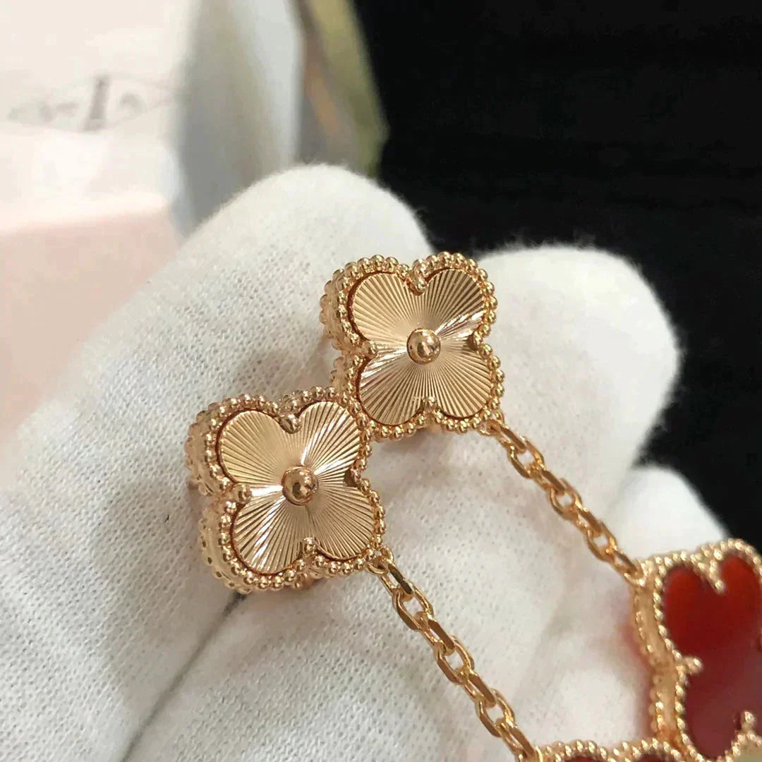 [Panda Jewelry]CLOVER 2 MOTIF  LASER CARNELIAN EARRINGS