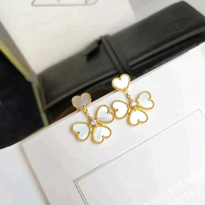 [Panda Jewelry]CLOVER SWEET WHITE MOP EARRINGS