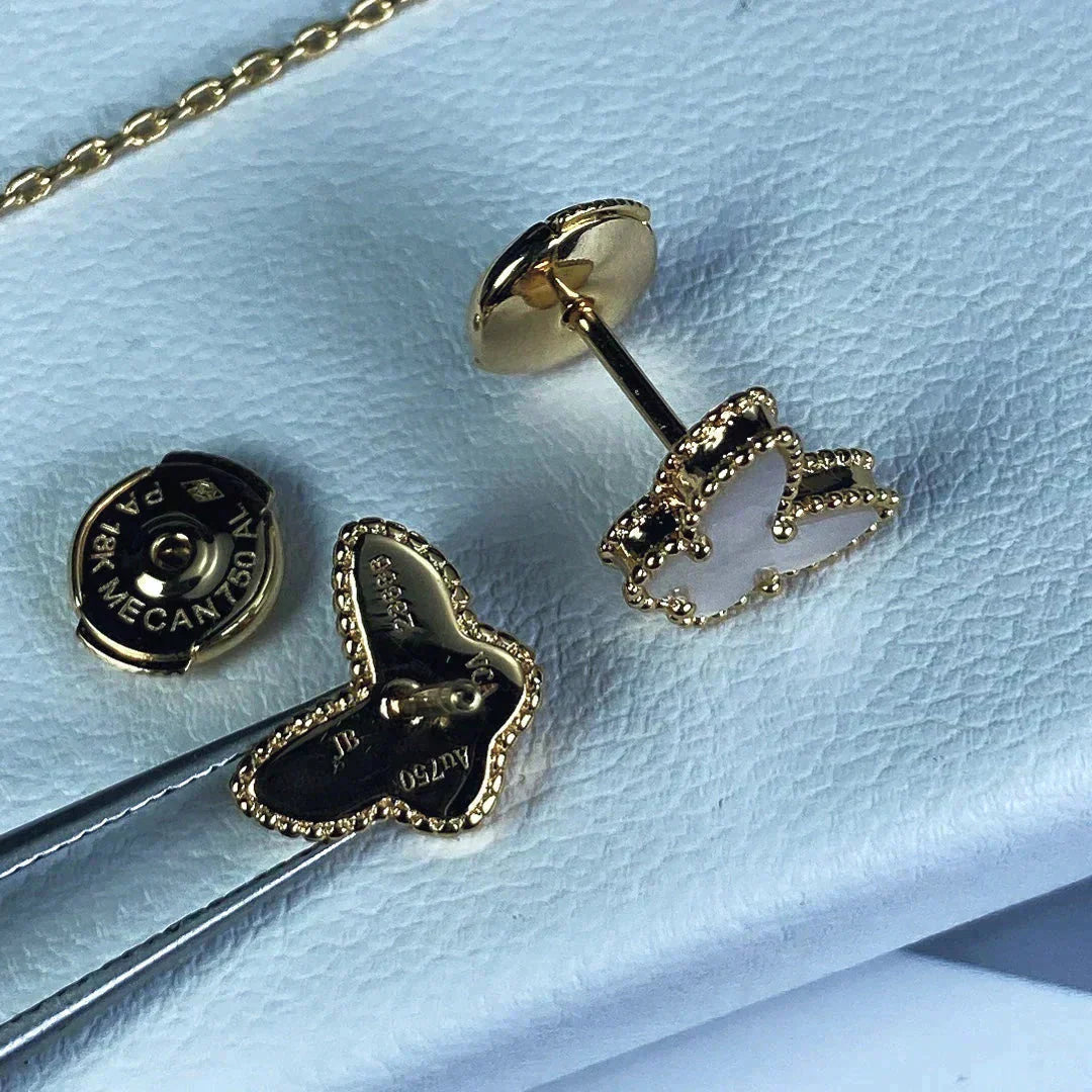 [Panda Jewelry]SWEET BUTTERFLY MOP EARSTUDS