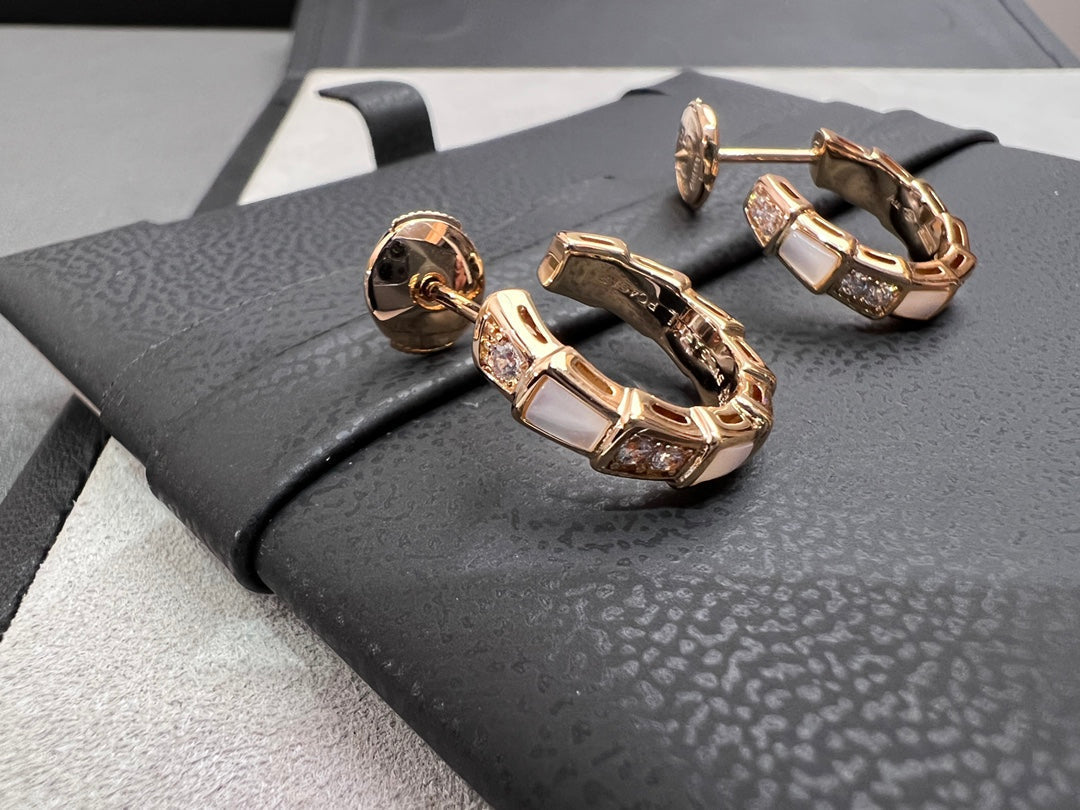 [Panda Jewelry]SERPENTI MOP PINK GOLD EARRINGS