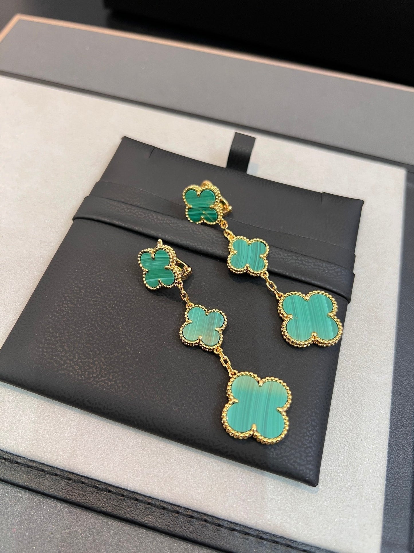 [Panda Jewelry]CLOVER MALACHITE 3 MOTIFS GOLD