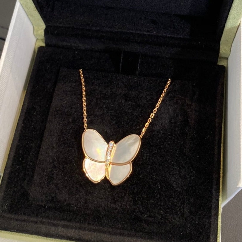 [Panda Jewelry]BUTTERFLY GOLD MOP DIAMOND NECKLACE