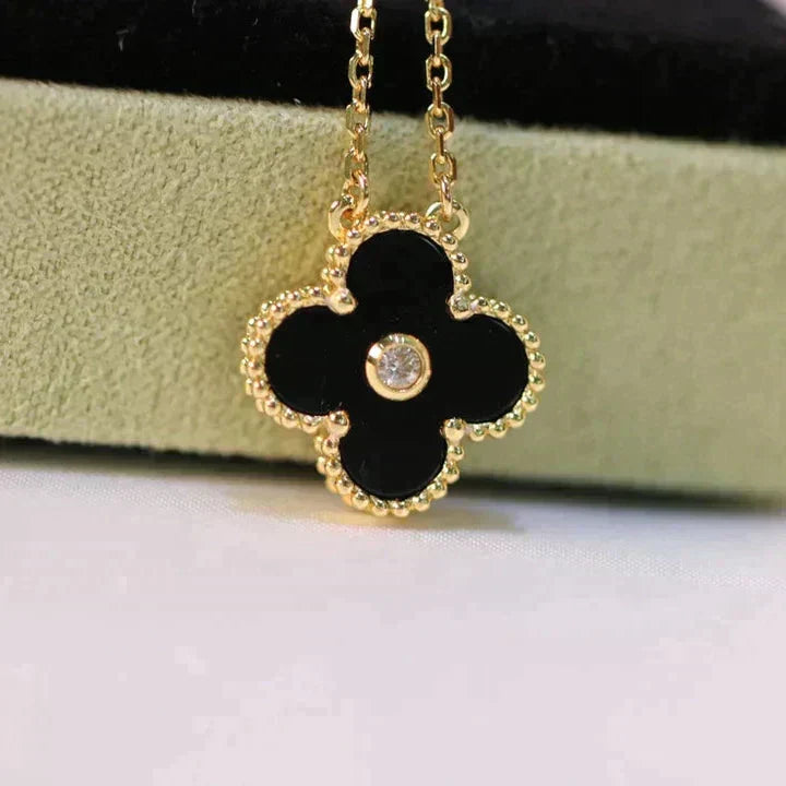 [Panda Jewelry]CLOVER 15MM DIAMOND ONYX NECKLACE