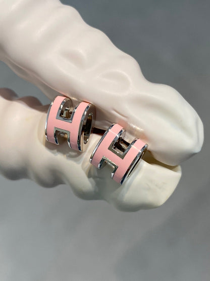 [Panda Jewelry]MINI POP H SILVER EARRINGS PINK