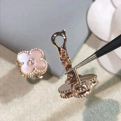 [Panda Jewelry]CLOVER MEDIUM 1 MOTIFS  PINK MOP DIAMOND EARRINGS