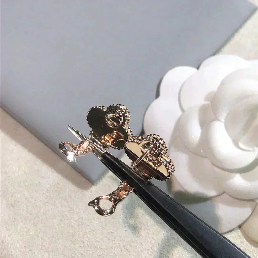 [Panda Jewelry]CLOVER MEDIUM 1 MOTIFS  PINK MOP DIAMOND EARRINGS