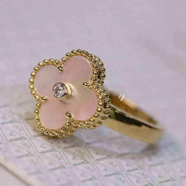 [Panda Jewelry]CLOVER PINK MOP RING GOLD DIAMOND