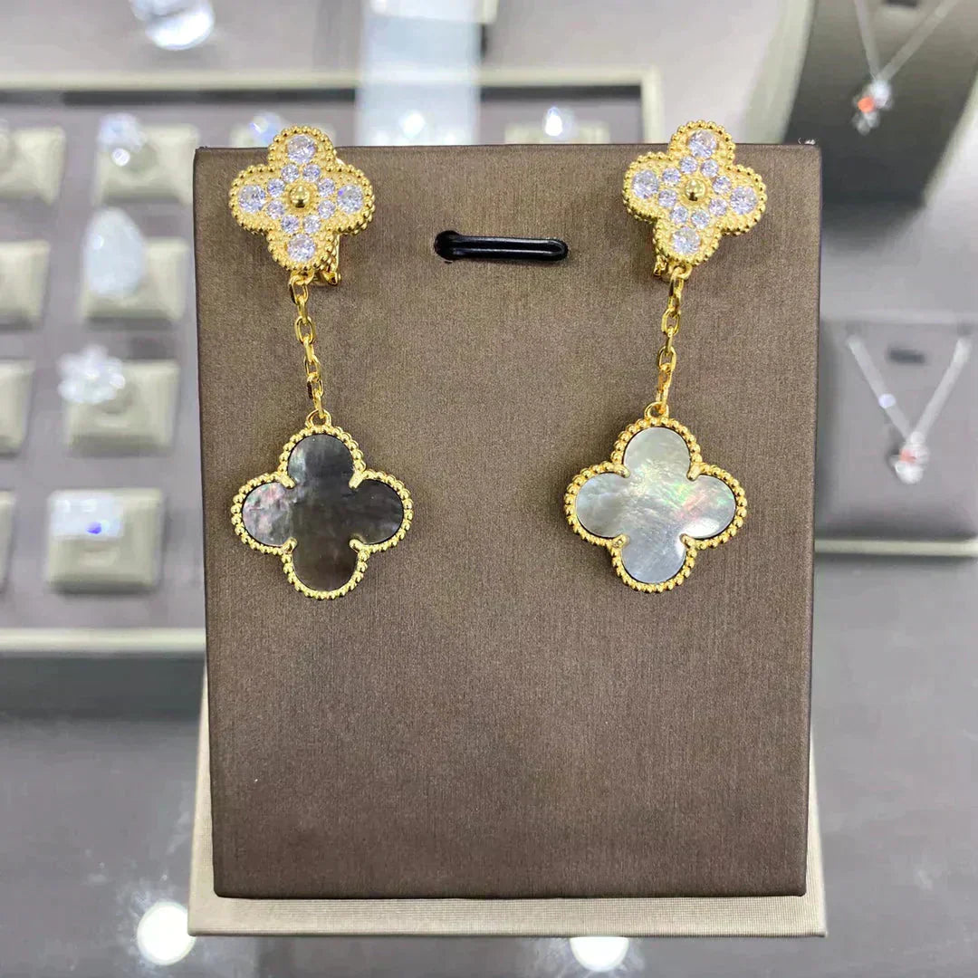 [Panda Jewelry]CLOVER  2 MOTIFS  DIAMOND  EARRINGS (MULTIPLE CHOICESç´