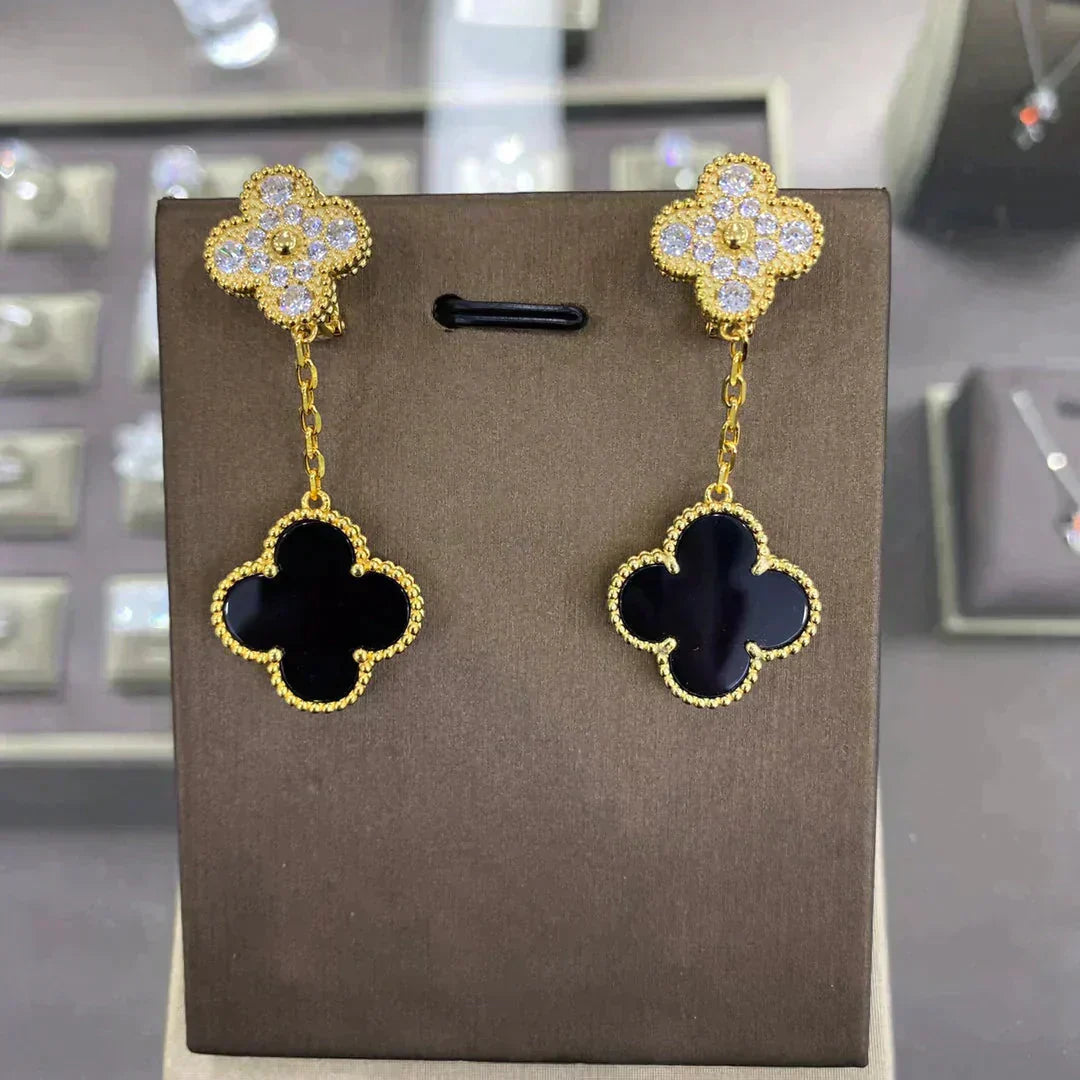[Panda Jewelry]CLOVER  2 MOTIFS  DIAMOND  EARRINGS (MULTIPLE CHOICESç´
