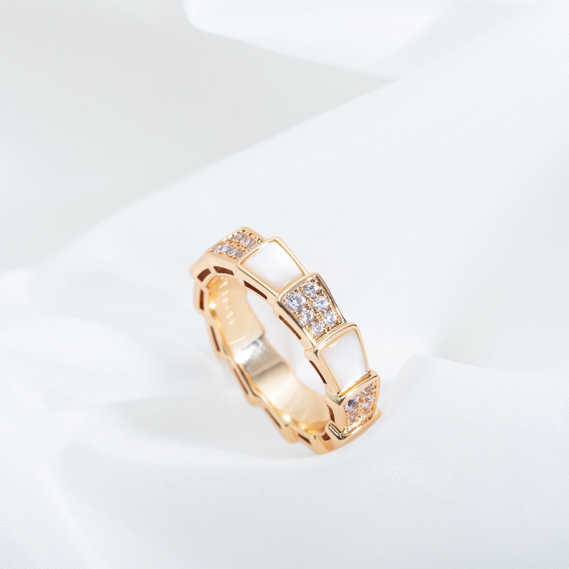 [Panda Jewelry]SERPENTI RING PINK GOLD MOP DIAMOND PAVED 4MM