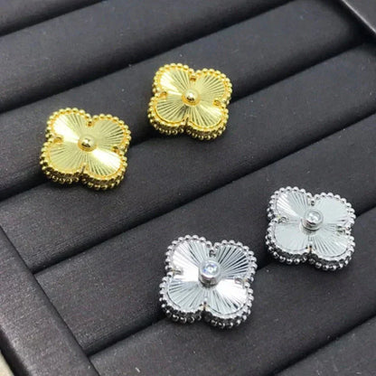 [Panda Jewelry]CLOVER MINI 9.5MM LASER EARRINGS