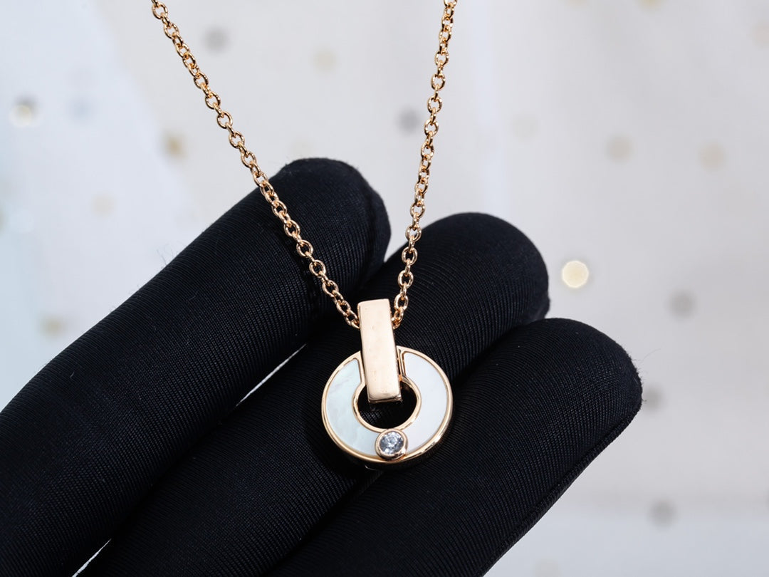 [Panda Jewelry]GARI NECKLACE PINK GOLD MOP