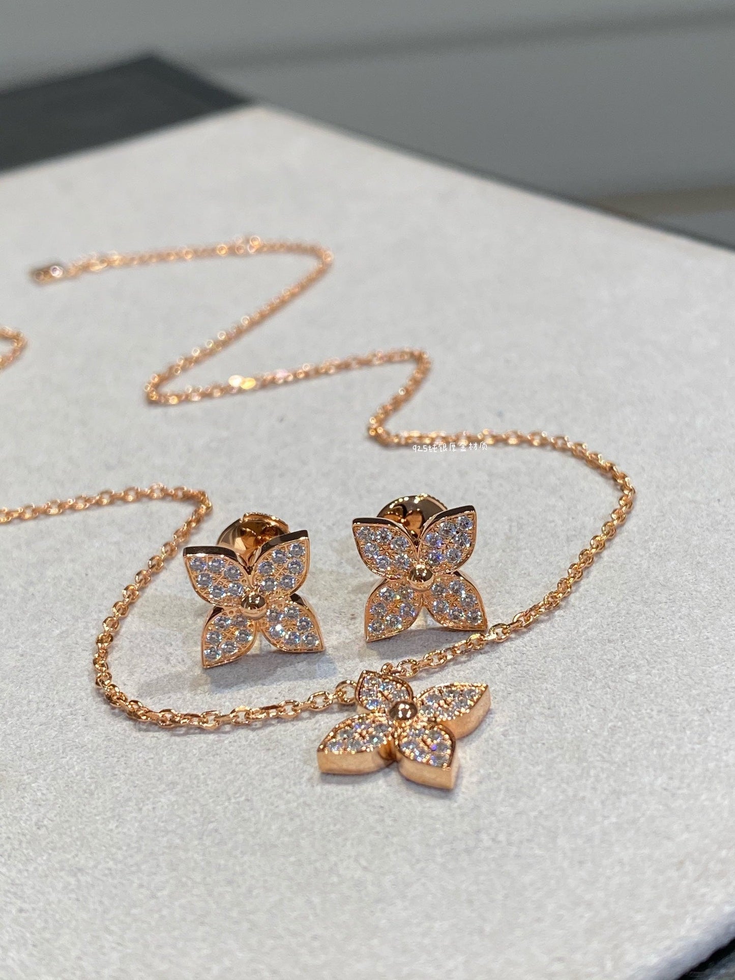 [Panda Jewelry]STAR DIAMOND NECKALCE