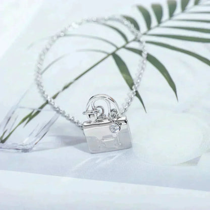 [Panda Jewelry]AMULETTE PEDANT SILVER NECKLACE