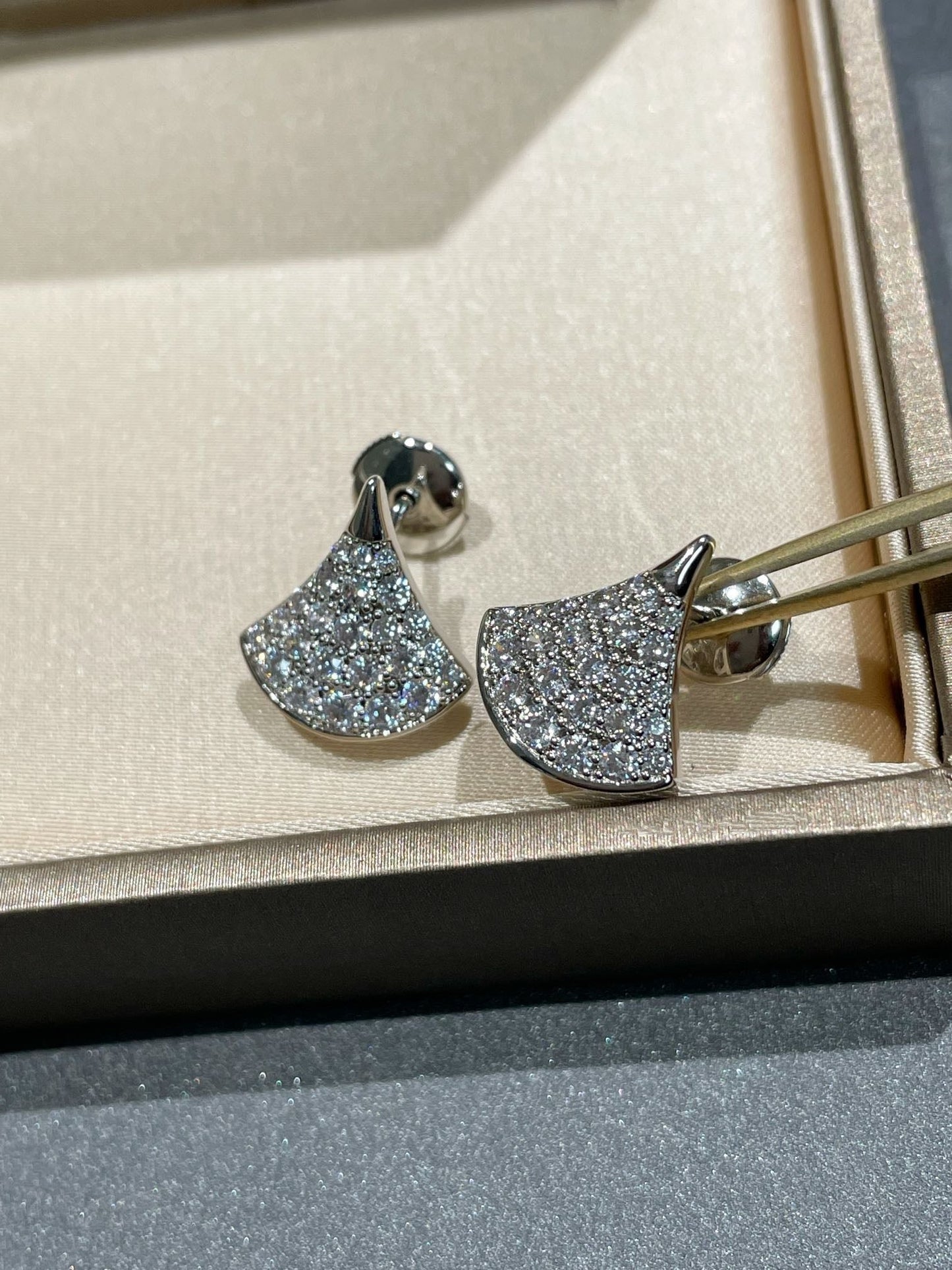 [Panda Jewelry]DREAM STUD EARRINGS DIAMOND
