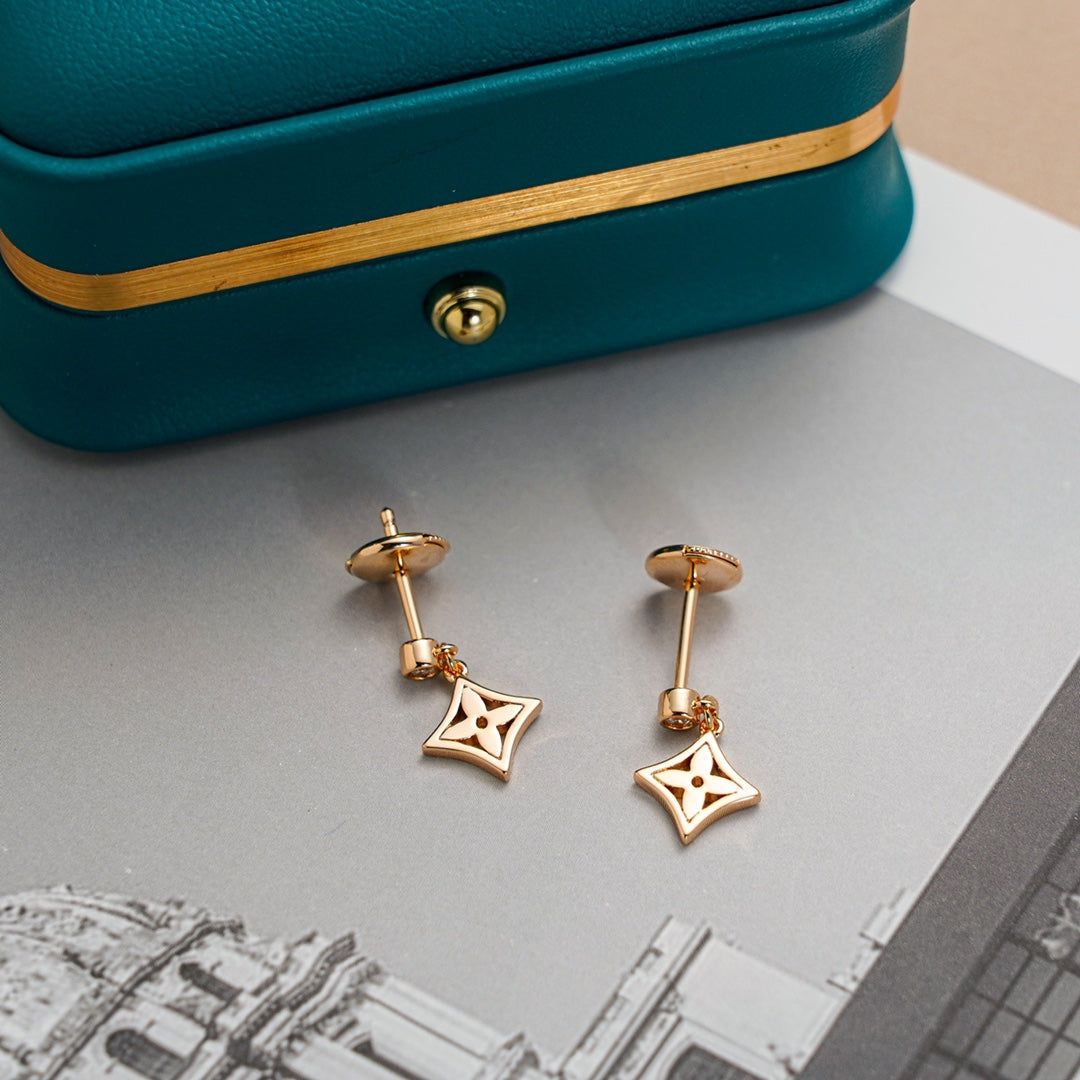 [Panda Jewelry]STAR EARRINGS GOLD