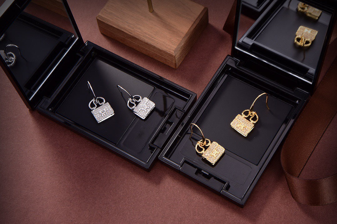 [Panda Jewelry]KELLY DIAMOND EARRINGS