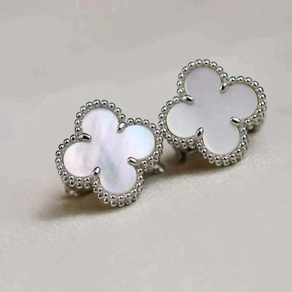 [Panda Jewelry]CLOVER MEDIUM 1 MOTIFS  WHITE MOP EARRINGS SILVER