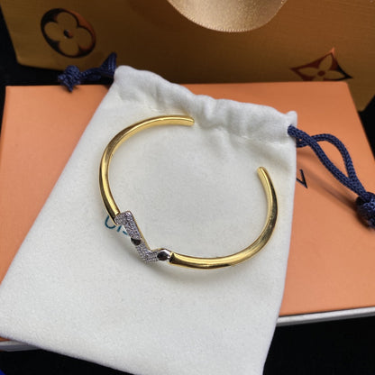 [Panda Jewelry]VOLTE UPSITE DOWN DIAMOND GOLD OPEN BRACELET