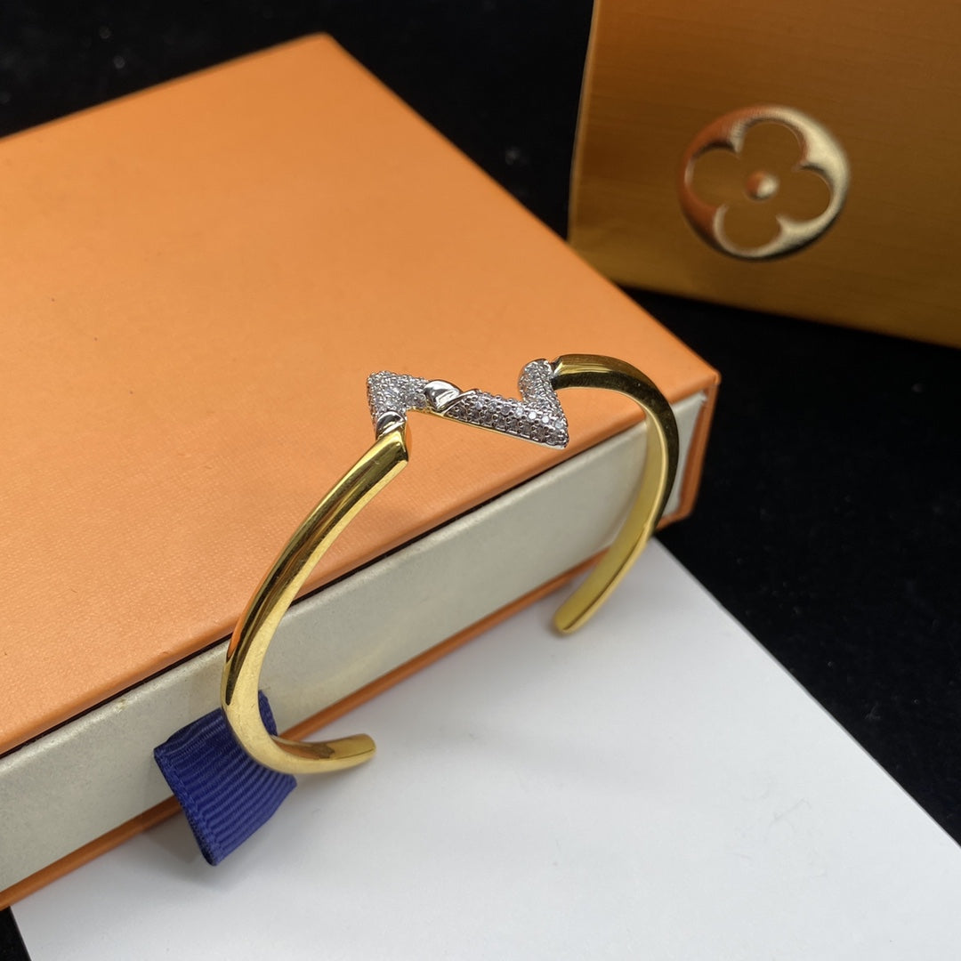 [Panda Jewelry]VOLTE UPSITE DOWN DIAMOND GOLD OPEN BRACELET