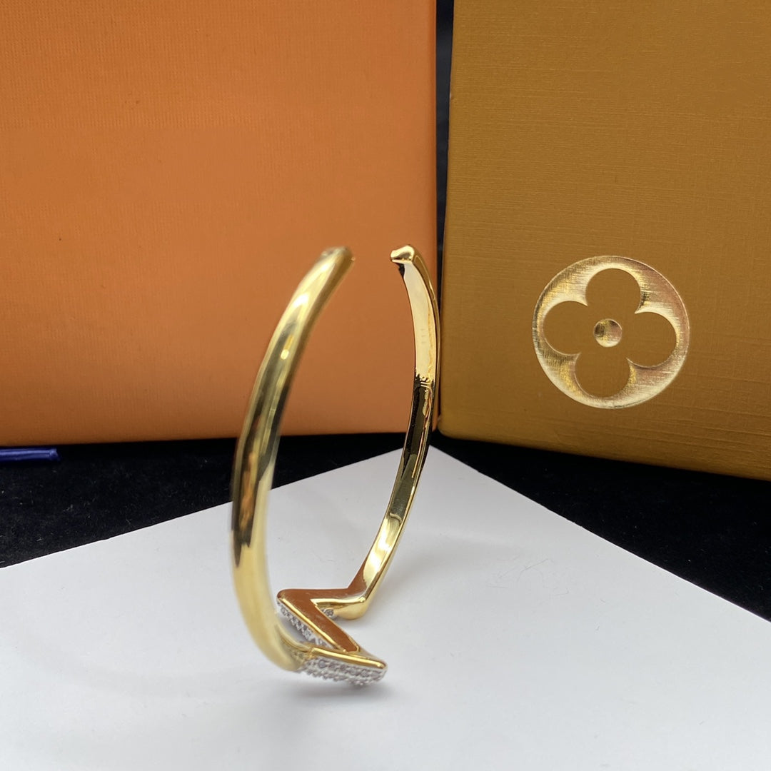 [Panda Jewelry]VOLTE UPSITE DOWN DIAMOND GOLD OPEN BRACELET
