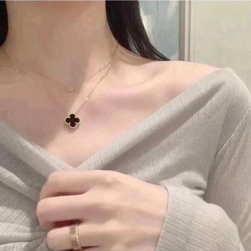 [Panda Jewelry]CLOVER 15MM BLACK ONYX SINGLE FLOWER NECKLACE