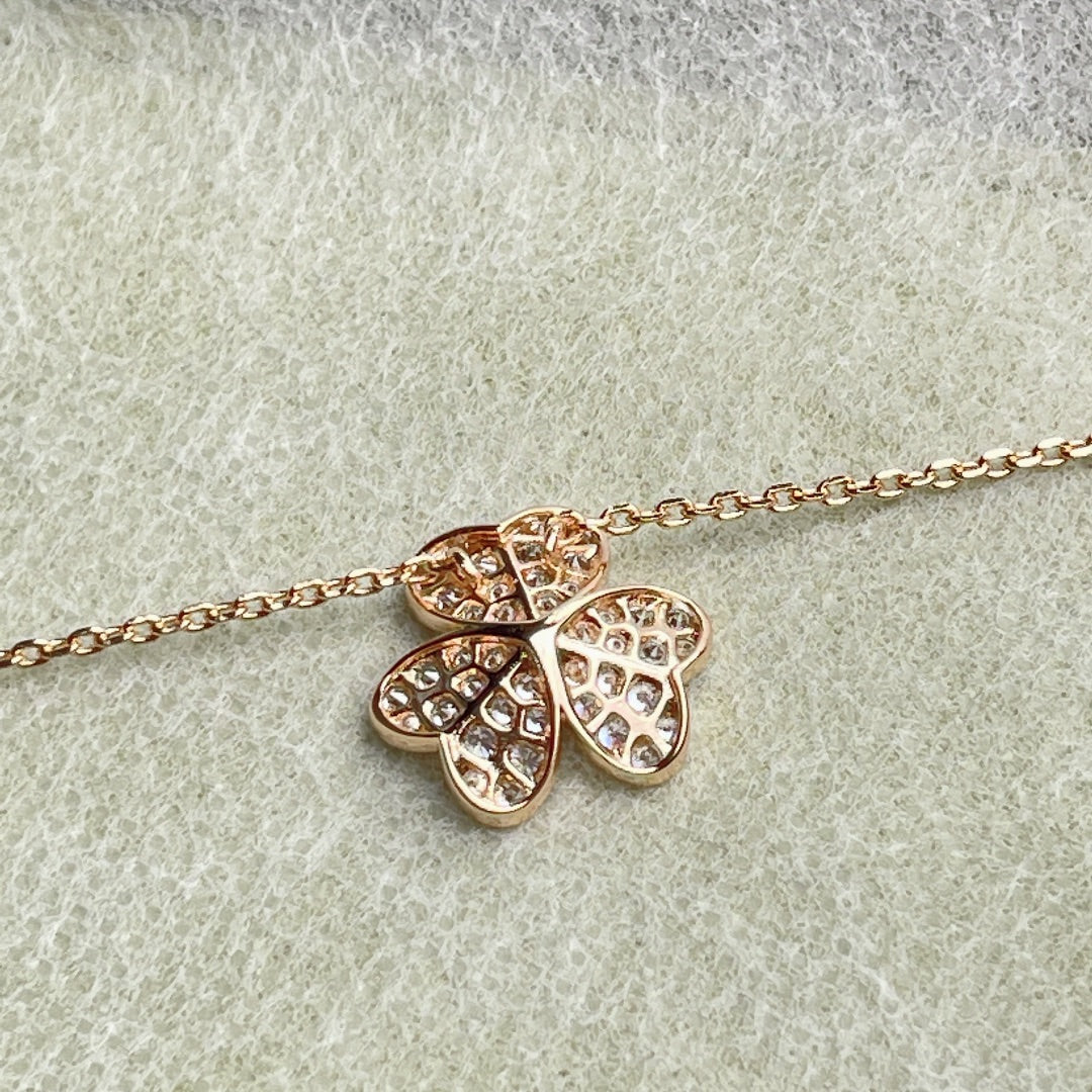 [Panda Jewelry]FLOWER DIAMOND NECKLACE