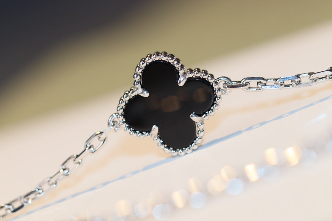 [Panda Jewelry]CLOVER 20 MOTIFS ONYX DIAMOND SILVER