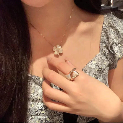 [Panda Jewelry]CLOVER MOP DIAMOND ROSE GOLD NECKLACE