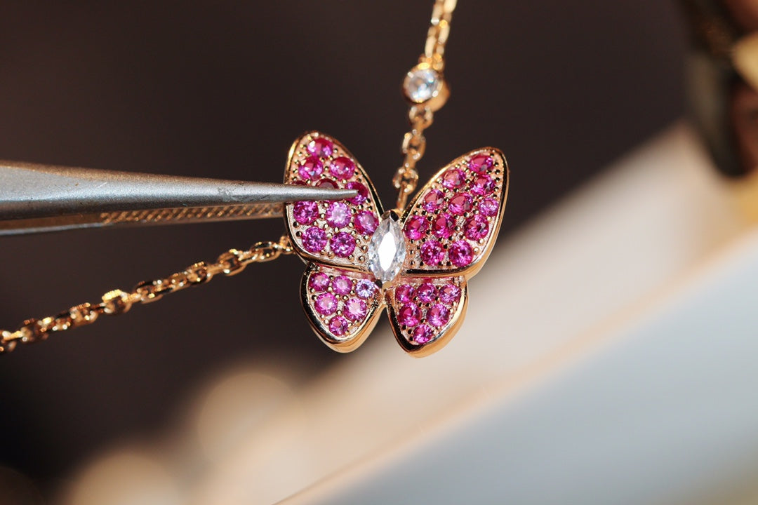 [Panda Jewelry]BUTTERFLY RED DIAMOND ROSE GOLD NECKLACE