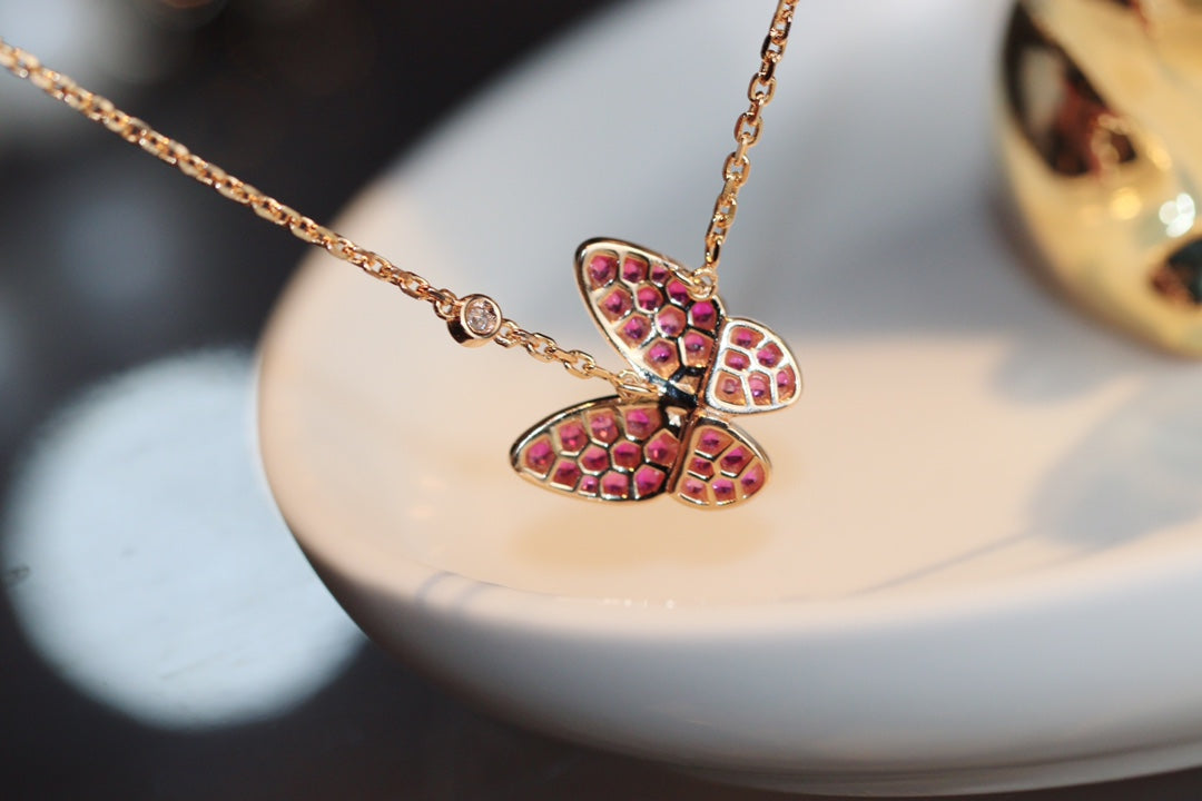 [Panda Jewelry]BUTTERFLY RED DIAMOND ROSE GOLD NECKLACE