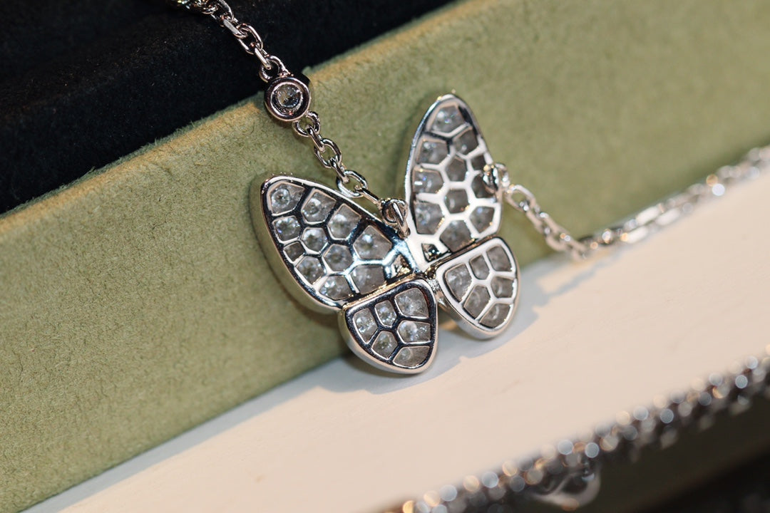 [Panda Jewelry]BUTTERFLY DIAMOND NECKLACE