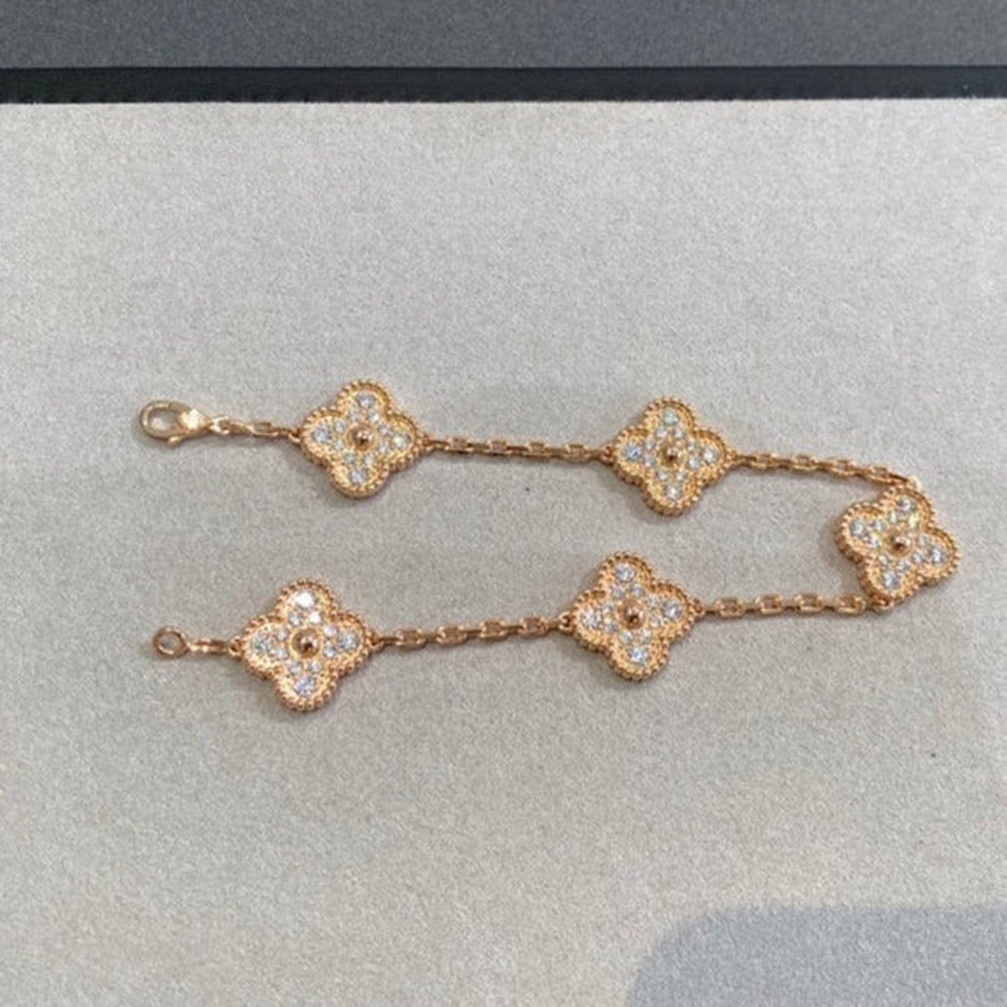 [StPanda Jewelryar Jewelry] CLOVER 5 MOTIF FULL DIAMOND BRACELET COLLECTION