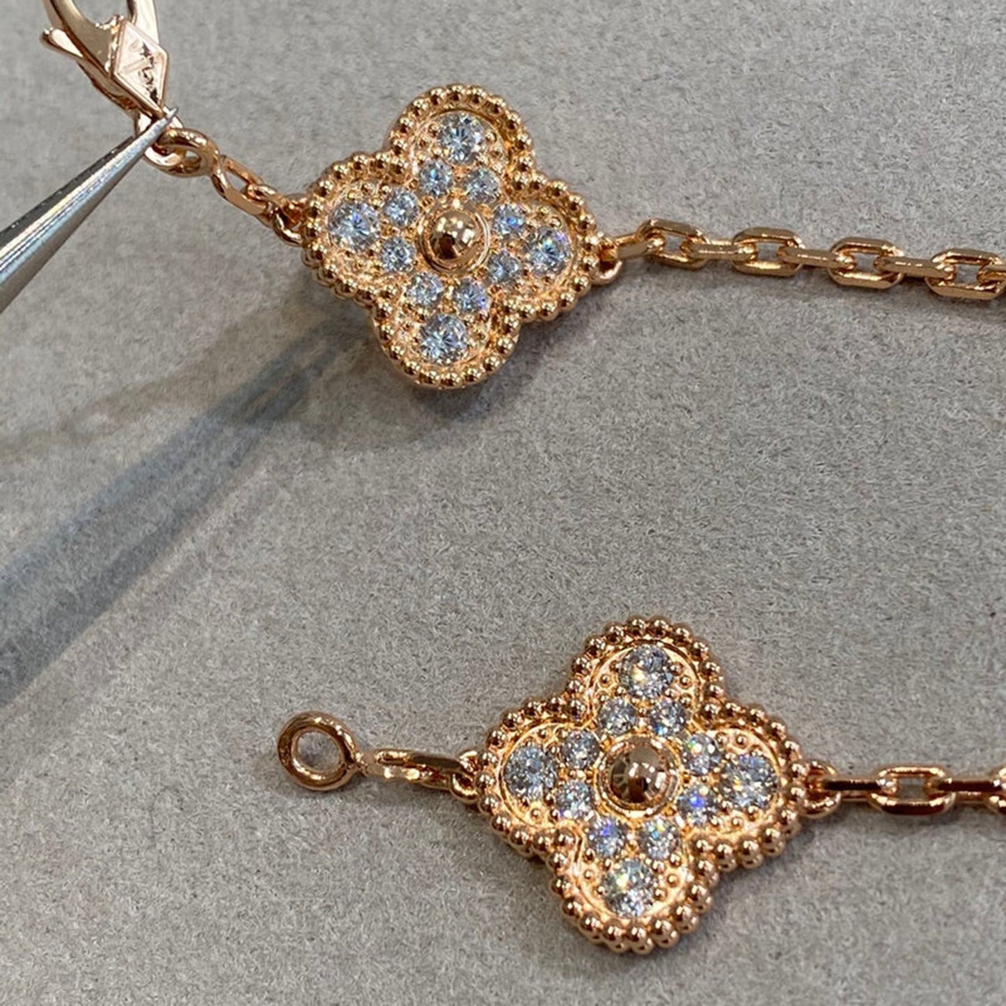 [StPanda Jewelryar Jewelry] CLOVER 5 MOTIF FULL DIAMOND BRACELET COLLECTION