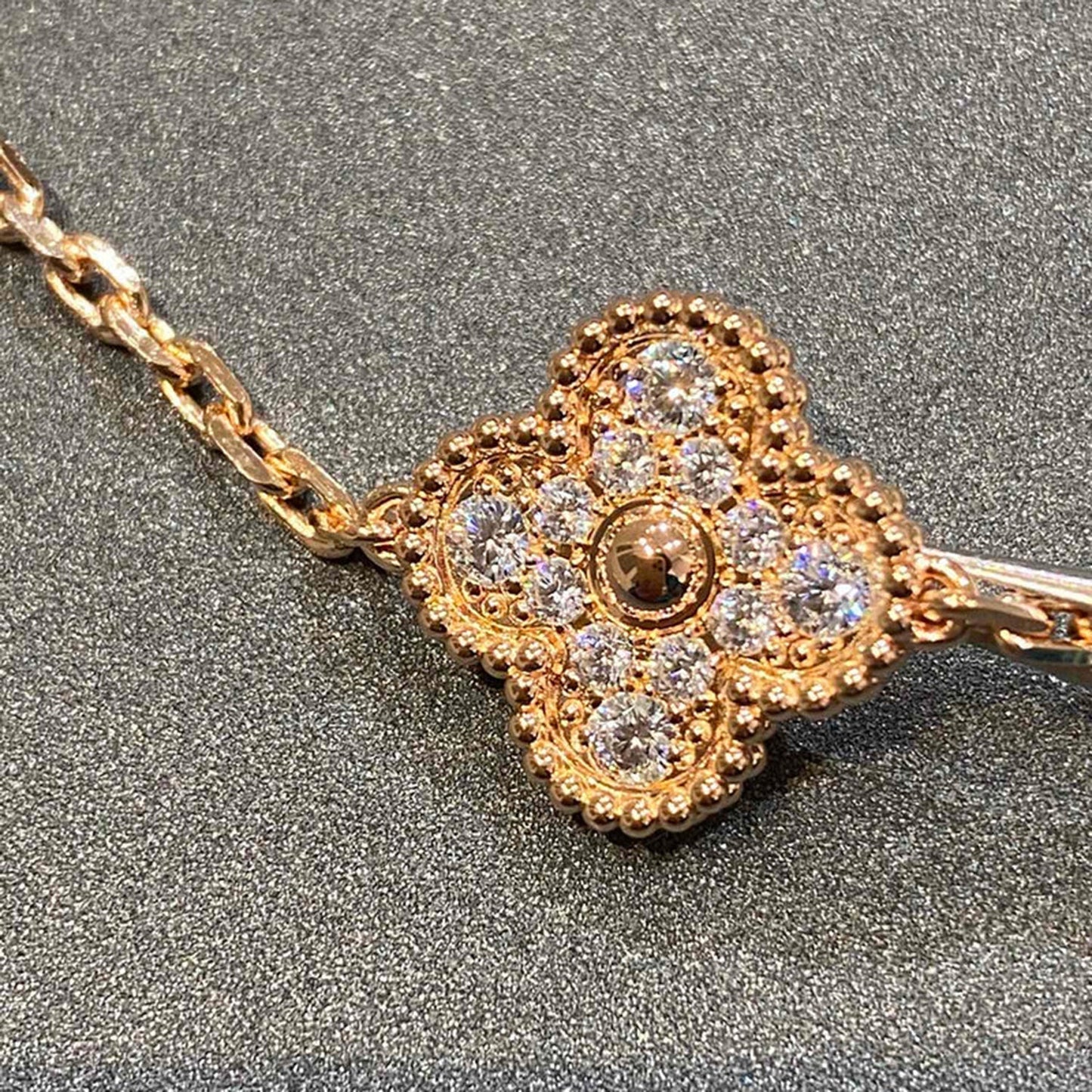 [StPanda Jewelryar Jewelry] CLOVER 5 MOTIF FULL DIAMOND BRACELET COLLECTION