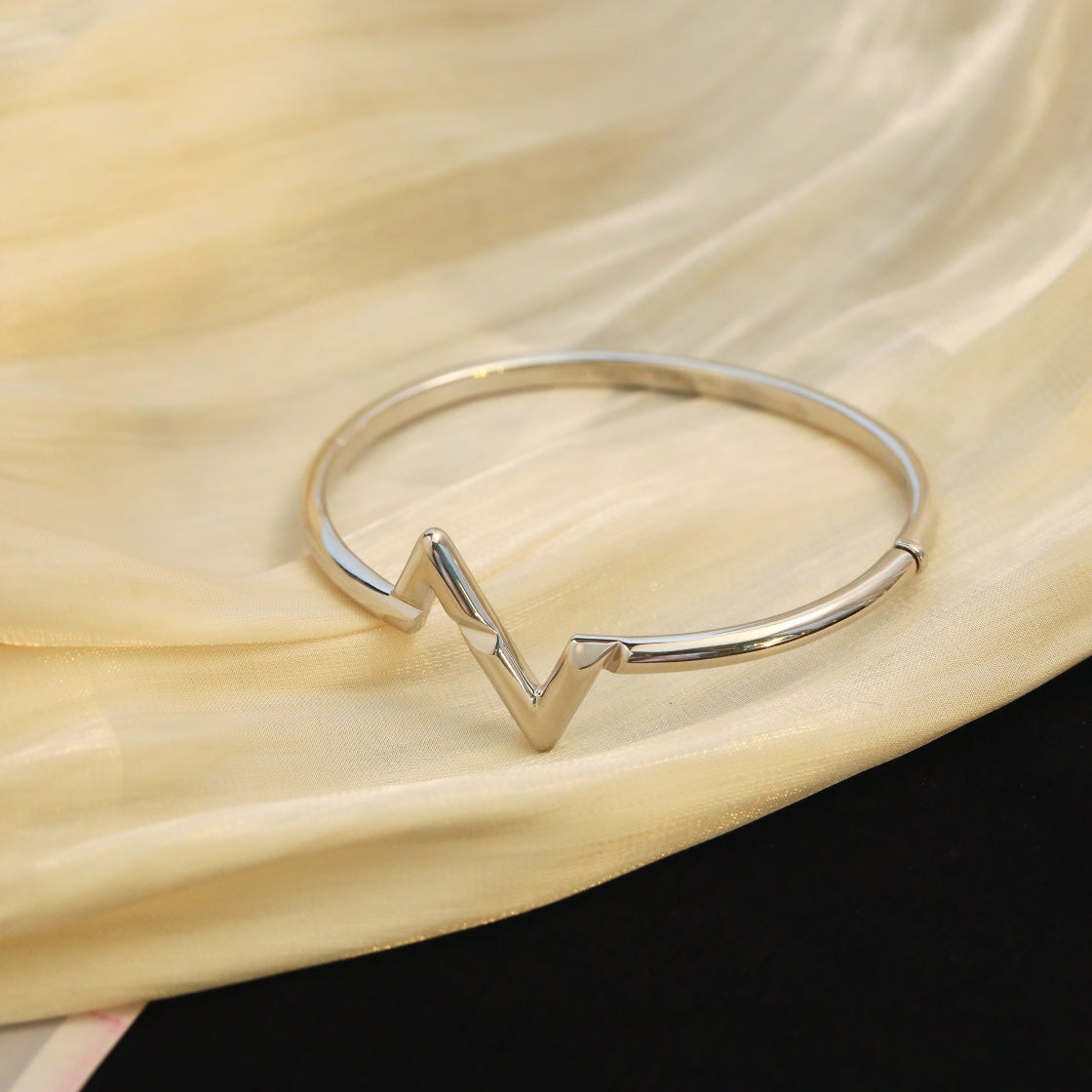 [Panda Jewelry]VOLTE UPSITE DOWN BRACELET